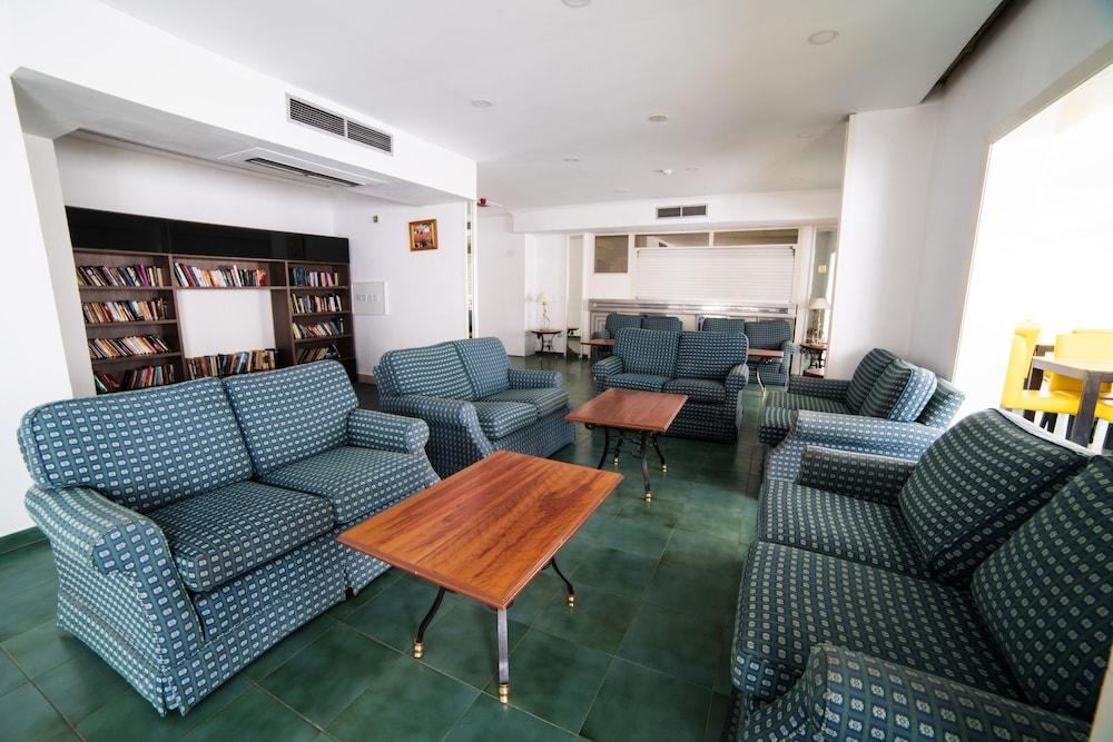 Topaz Hotel 3*